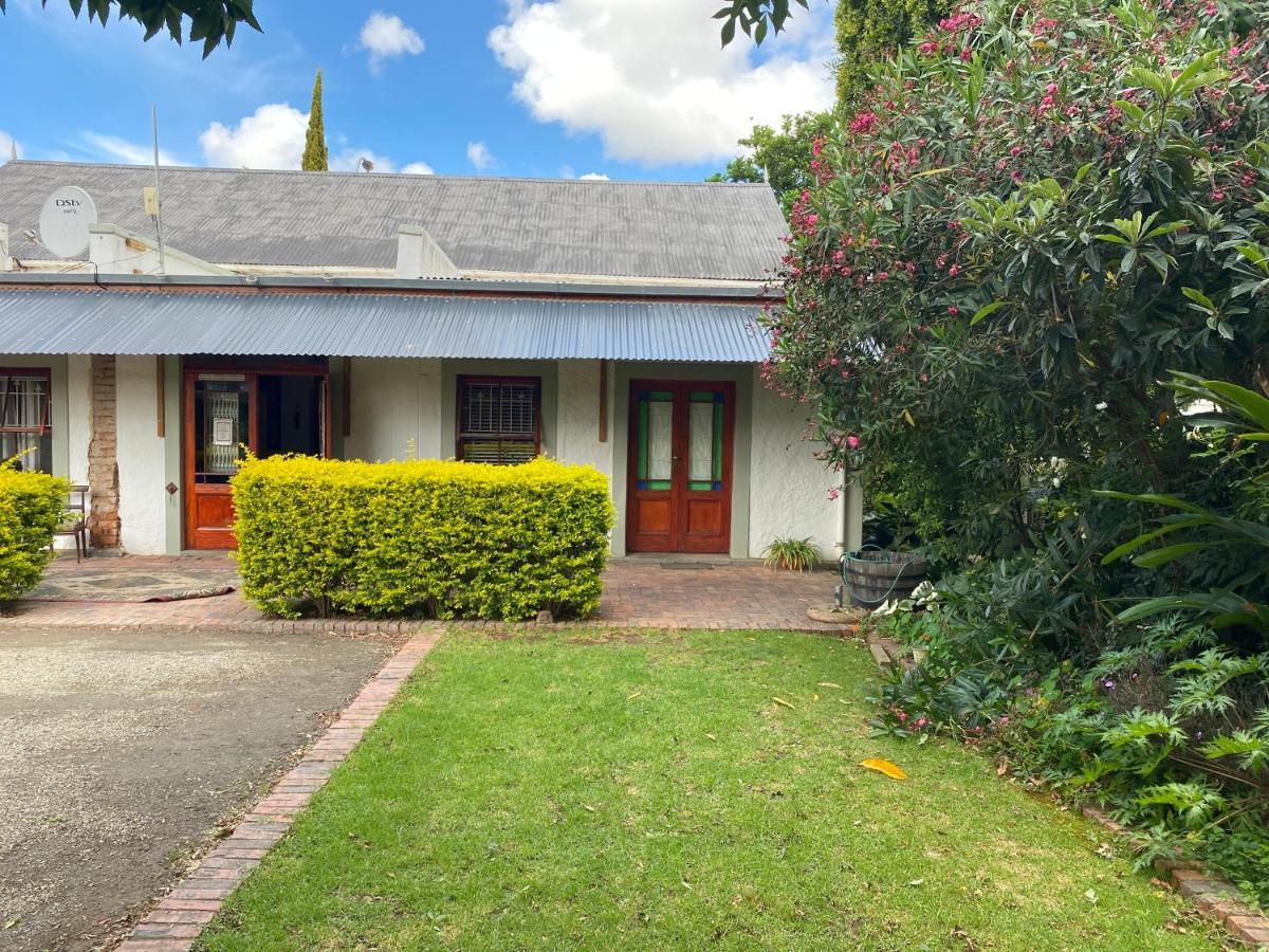 Leo Guest House Robertson Exterior foto